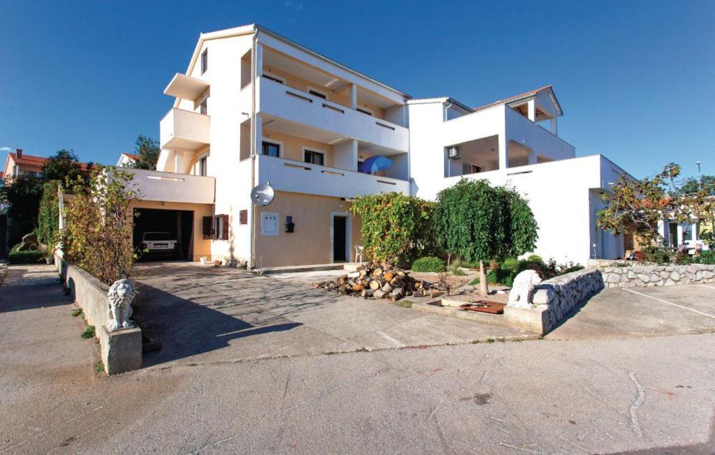 Apartmani Mile Крк Экстерьер фото
